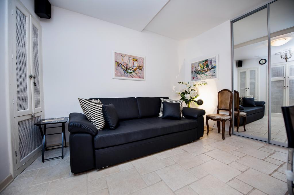 Apartment Art 罗维尼 客房 照片