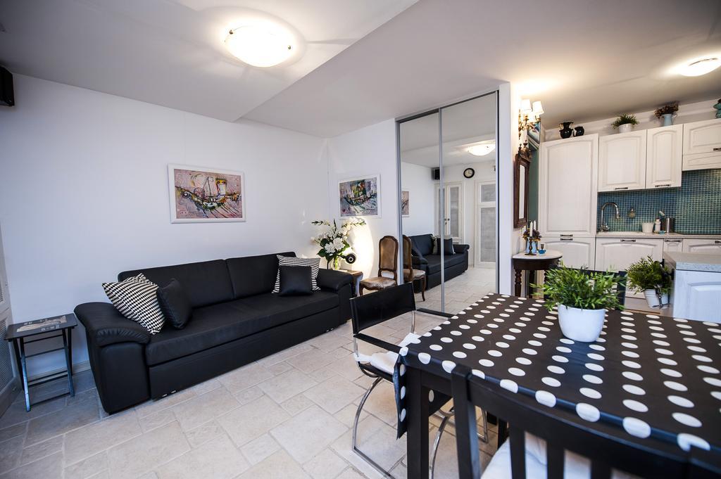 Apartment Art 罗维尼 客房 照片